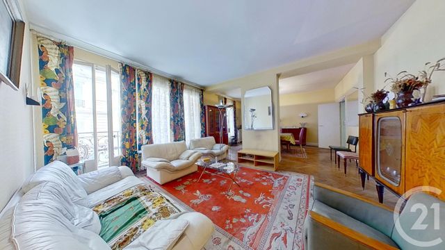 Appartement F4 à vendre - 4 pièces - 129.89 m2 - PARIS - 75009 - ILE-DE-FRANCE - Century 21 Cadet - Rochechouart