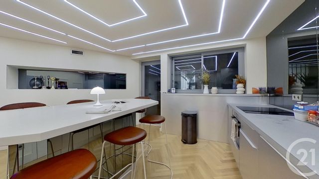 Appartement Autre à vendre PARIS