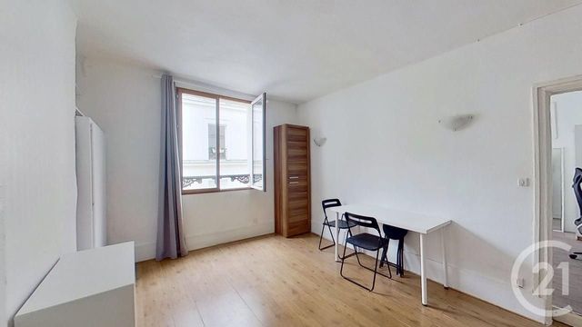 Afficher la photo en grand Appartement T2 à vendre - 2 pièces - 32.5 m2 - PARIS - 75009 - ILE-DE-FRANCE - Century 21 Cadet - Rochechouart