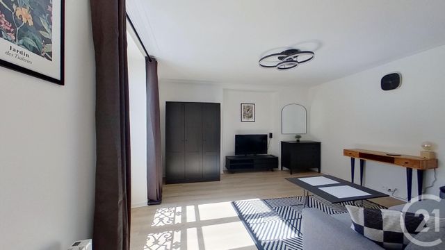 Afficher la photo en grand Appartement F1 à vendre - 1 pièce - 29.02 m2 - PARIS - 75009 - ILE-DE-FRANCE - Century 21 Cadet - Rochechouart